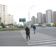 Григоренка пр., 1 / вул. Олени Пчілки виїзд на пр. Григоренка